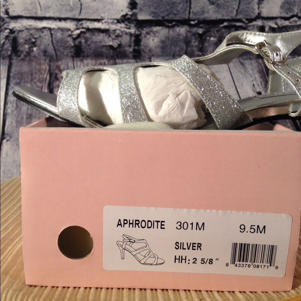 💃Silver Glittering✨ Aphrodite Sandals - Picture 3 of 8